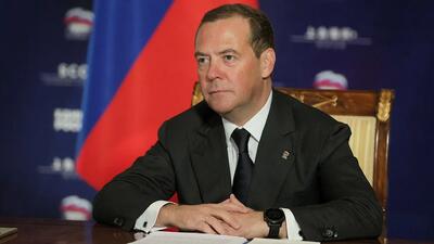Fostul președinte al Rusiei, Dmitri Medvedev, sugerează că Moscova își asumă atacul asupra României