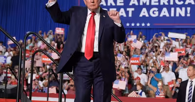 Trump promite 1 milion de dolari pentru informații despre fraude electorale, cu câteva zile înainte de alegerile intermediare