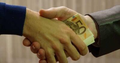 Mită pentru „ștergerea” datoriilor la stat cu un milion de euro: doi șefi de la Direcţia Finanţelor Publice Bucureşti, sub control judiciar 