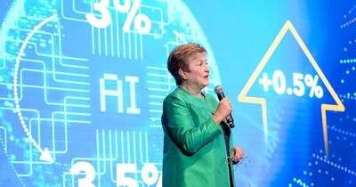 FMI: AI susține economia mondială, însă amenință 40% dintre locurile de muncă