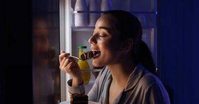  De ce unii oamenii se gândesc tot timpul la mâncare. Ce înseamnă ,,food noise”