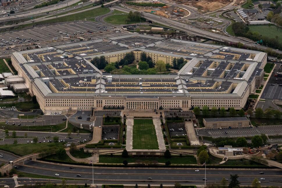 Ce se întâmplă la Pentagon? Zeci de ofițeri, puși la testul cu detectorul de minciuni