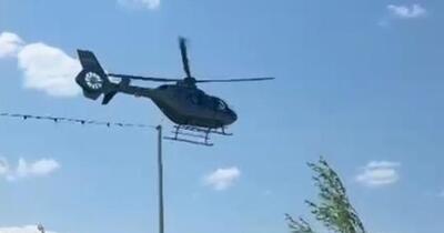 VIDEO Aterizare ilegală la Constanța/Un elicopter a aterizat fără permisiune în curtea unui centru de echitație pentru a prelua fiica unui afacerist