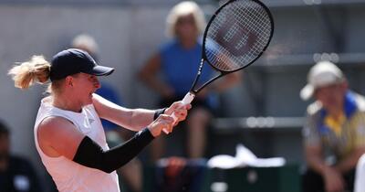 „Mi-au spus că nu voi putea juca tenis”. Francesca Jones, jucătoarea cu 8 degete, a câștigat primul meci la un Grand Slam