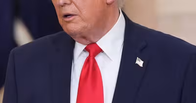 Donald Trump forțează limitele Constituției și invocă un al treilea mandat