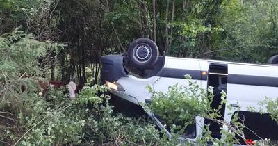 Accident grav în Austria: microbuz cu opt români s-a răsturnat într-o râpă, o femeie transportată cu elicopterul