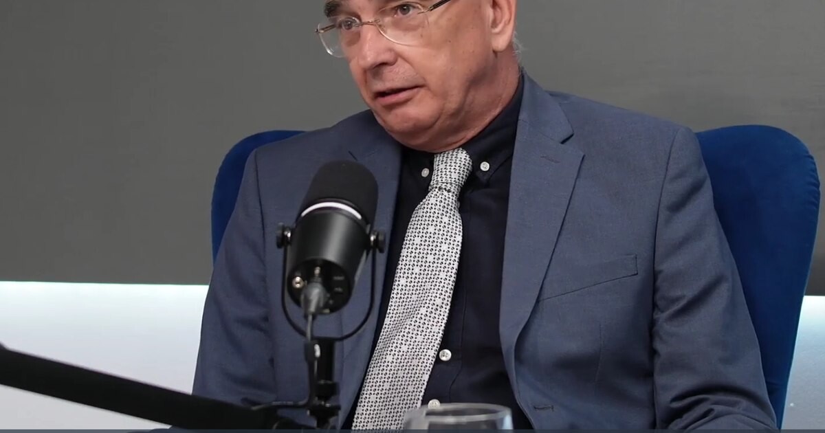 Răspunsul evaziv din AUR după ce Simion a cerut eliberarea lui Georgescu