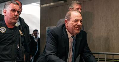 Harvey Weinstein, fostul producător de la Hollywood, condamnat la 15 ani de închisoare pentru agresiune sexuală