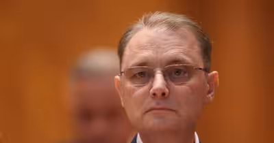Guvernul Luca Niculescu a trecut de Parlament: cum s-a încheiat criza provocată de PSD