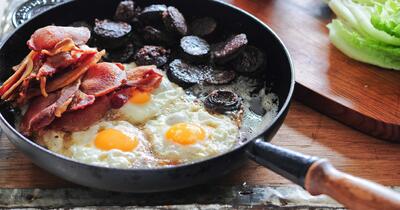 Mic-dejunurile fabuloase care te fac să începi ziua cu maxim de energie. Sunt absolut delicioase, sățioase și cu preparate care se găsesc și la noi în țară