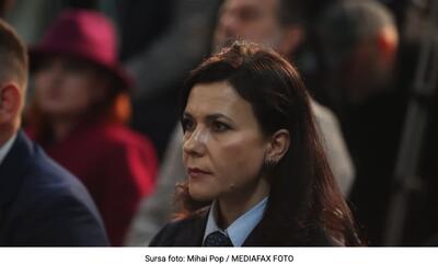 Nu-i mai satură Dumnezeu!/Încet, încet, țara asta nu mai are nevoie de vot, că a devenit inutil, ci de o nouă revoluție, pe bune!