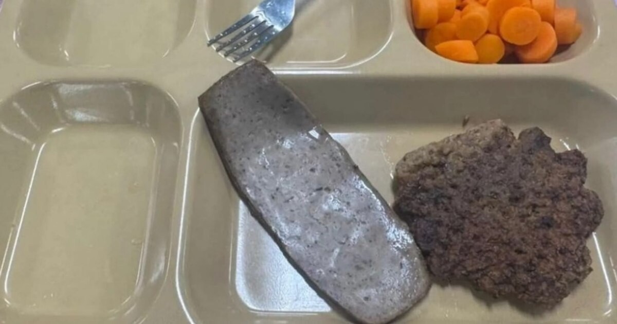 Iranienii râd de mâncarea pușcașilor marini americani: „Asta le dă Trump soldaților săi pentru a deschide Strâmtoarea Ormuz”