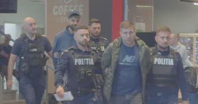 Trei persoane reținute pe Aeroportul Băneasa în urma unei încăierări. Scandalul a început în avionul care venea din Germania