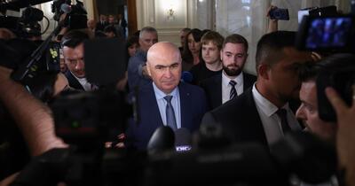 STENOGRAME din ședința PNL: liderii reconfirmă prin vot ruptura de PSD. Bolojan: „Ar fi o greșeală să repetăm greșelile din trecut”. Veștea: „Este un act de curaj”