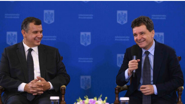 România, pe marginea prăpastiei.../Președintele ar urma să anunțe astăzi desemnarea lui Eugen Tomac pentru funcția de premier, la conducerea unui guvern tehnocrat