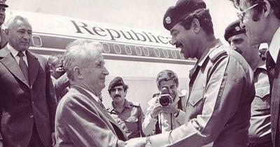 Cât mai are România de recuperat din împrumuturile acordate de Nicolae Ceaușescu. Irakul și Mozambicul și-au plătit o parte din datorii