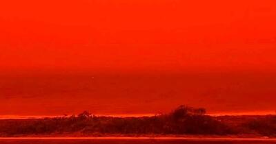 De ce s-a înroșit cerul în Australia: explicația meteorologilor pentru imaginile apocaliptice 