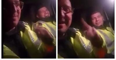 VIDEO „Să sară permisele!” Scandal în Poliție, după ce doi agenți s-au filmat în autospecială în timp ce fredonează manele