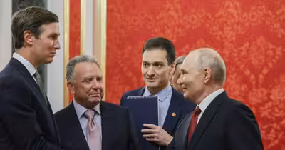 Kievul refuză formula „teritorii pentru pace” și schimbă tactica cu Rusia