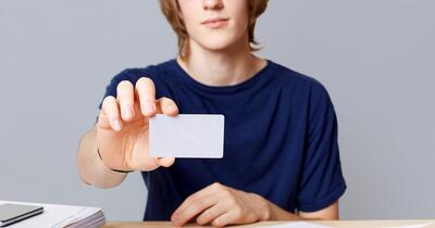 Guvernul a prelungit măsura: Prima carte electronică de identitate rămâne gratuită