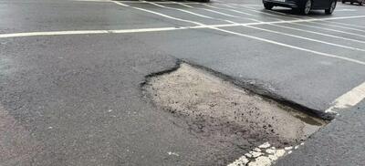 100.000 de euro despăgubiri pentru un biciclist care și-a pierdut splina din cauza unei gropi nesemnalizate din București. Administrația Străzilor, obligată să plătească după 12 ani de procese