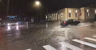 Alertă extremă în Constanța: cod roșu de ploi torențiale și vijelii în patru localități