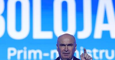Revoltă în PNL contra Guvernului Niculescu: miniștrii toxici ai PSD aruncă țara în haos