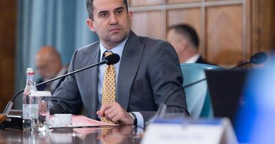 Scuze după scumpirea biletelor la metrou. Ministrul Transporturilor: „Nu am detonat nicio bombă. Ministrul nu conduce Metrorex”