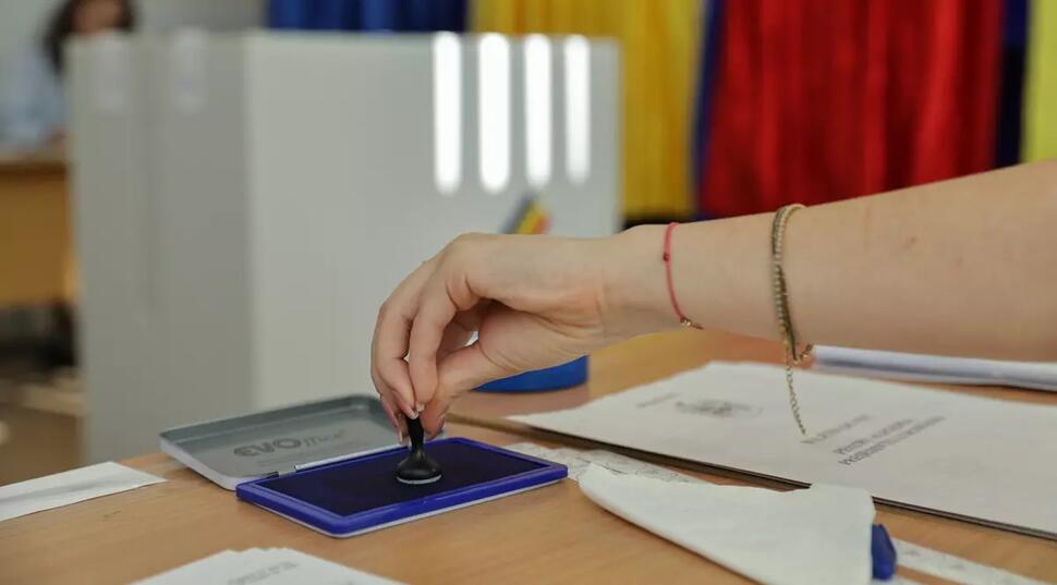 Nu-i mai satură Dumnezeu!/Câteva zeci de magistrați vor despăgubiri de la stat pentru că „au pierdut șansa de câștiguri materiale”, după ce nu au mai fost numiți în birouri electorale de circumscripție înaintea alegerilor din 2024 și 2025