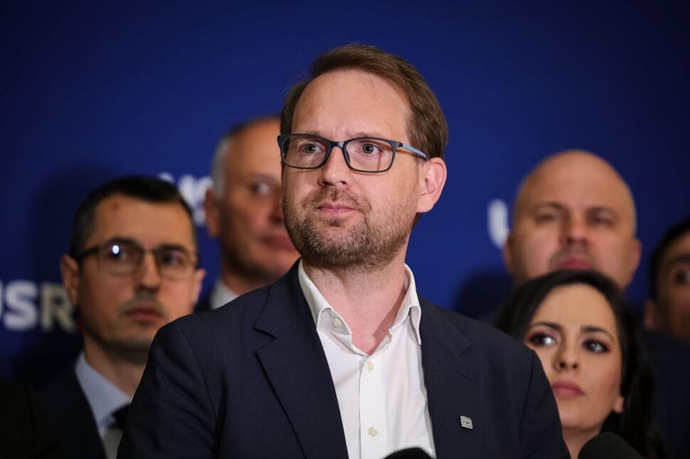 USR, prins în capcana propriei doctrine: Lideri cheie vizați de anchete, imaginea anticorupție se erodează