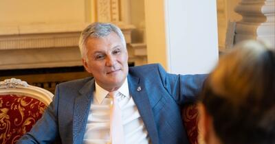 Lider PSD cere demiterea consilierului BNR după avertismentul „vom mânca iarbă”