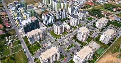 Răsturnare de situație cu impozitul pe locuințe: de ce se amână taxarea la valoarea de piață