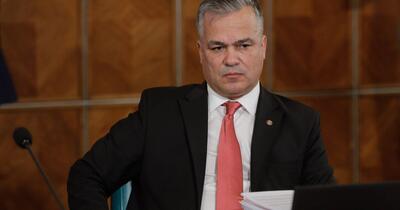 Adrian Veștea merge cu lista de miniștri în Parlament, deși nu are majoritate. Numele vehiculate pentru viitorul Guvern