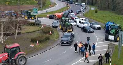 Haos în Irlanda. Manifestanții amenință că „blochează țara” din cauza scumpirii carburanților
