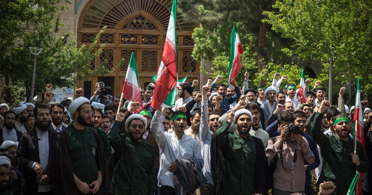 Cum funcționează puterea în Iran. Specialist: „Gărzile Revoluționare sunt mai bine dotate decât Armata“