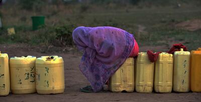 Războiul din Sudan: Șantaj pentru hrană... Crizele economice agravează suferința femeilor sudaneze