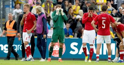 Clipe de groază pe teren! Christian Eriksen s-a prăbușit în timpul amicalului Danemarca - Ucraina