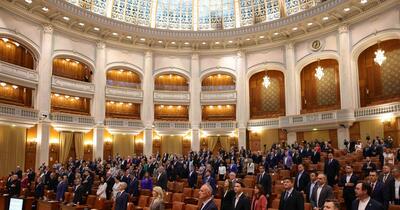Scandal în Parlament: PSD, acuzat că a creat o majoritate toxică cu extremiștii