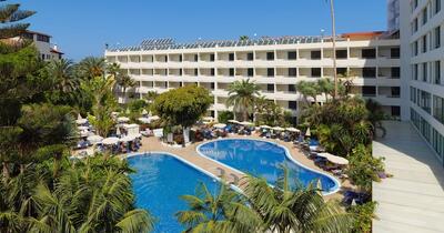 Vacanță de coșmar în Tenerife: gândaci în mâncare la un hotel all-inclusive