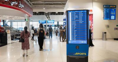 Drama unei familii de români blocate în Abu Dhabi din cauza cățelului: „Este ca și când mi-aș abandona un copil”