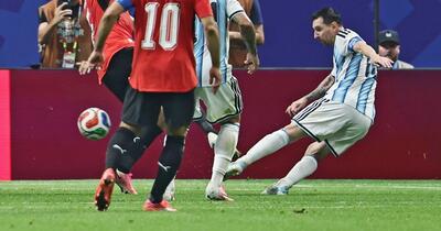 Lionel Messi donează 80.000 de euro pentru refacerea Sierra Oeste din Madrid