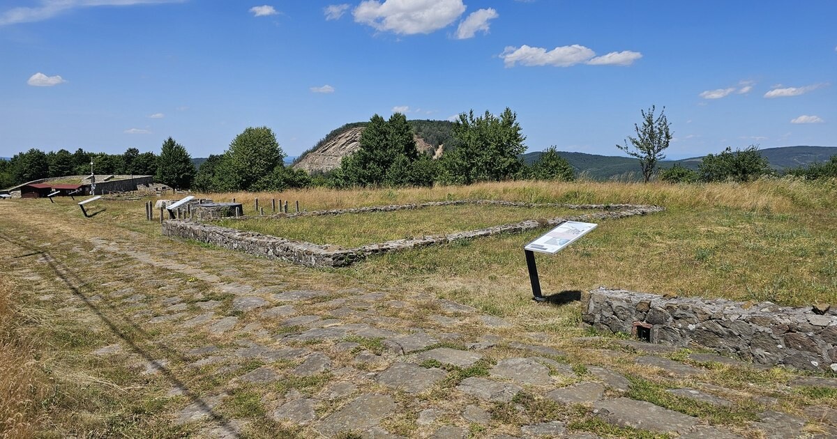 Drumurile care au rezistat aproape două milenii. Cum arată șoselele de piatră construite de romani în Dacia