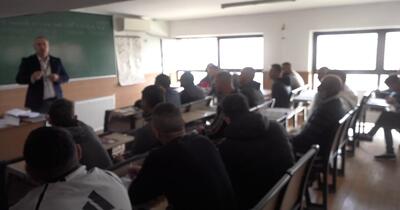 Litere învățate la 60 de ani: școala inedită din Penitenciarul Botoșani