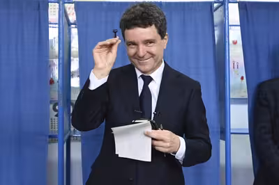 Rețeaua de la Paris preia Cotroceniul: de ce sfidează PSD propria istorie