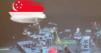 Singapore interzice Massive Attack: Steagul palestinian la concert costă trupa accesul