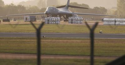 Alertă cu explozibili lângă o bază aeriană folosită de SUA: locuințe evacuate