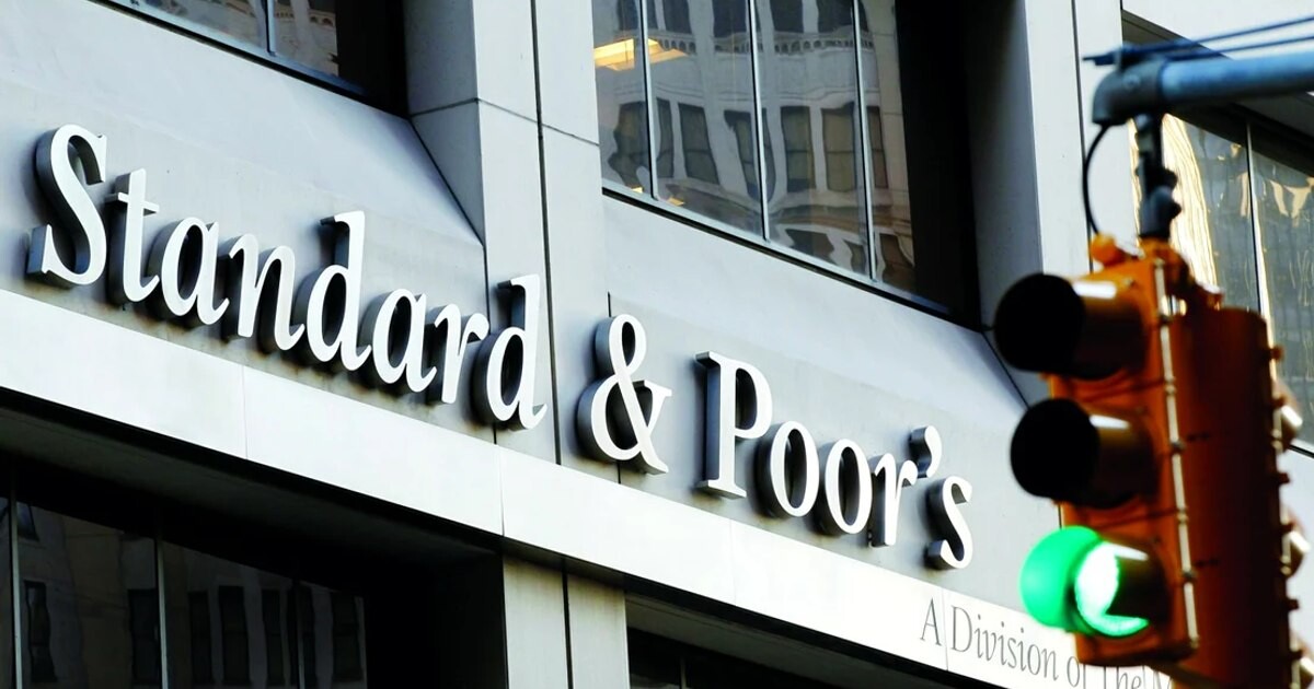 România scapă la limită de retrogradare: decizia S&P Global Ratings