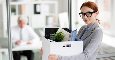 Reforma lui Bolojan, între „marea curățenie” și teama de execuții în funcție de pile. Ce cred românii despre tăierile dictate de Guvern