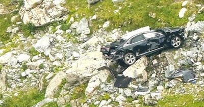 Transfăgărășan: O fotografie a costat scump. Mașina s-a rostogolit în prăpastie