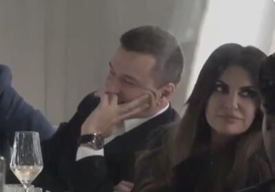 VIDEO „Ce e mai tare abia urmează”/Anonymous anunță noi dezvăluiri în scandalul Guilfoyle/PSD